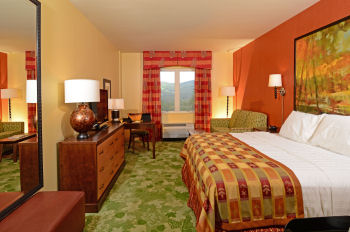 Canaan Valley Resort Lodge standard room with one king-size bed